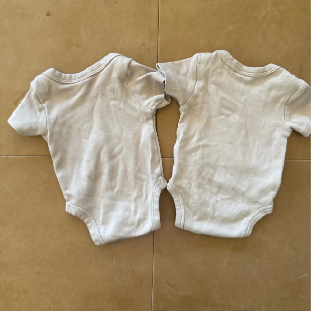 Colored Organics Newborn Onesies Set of 2